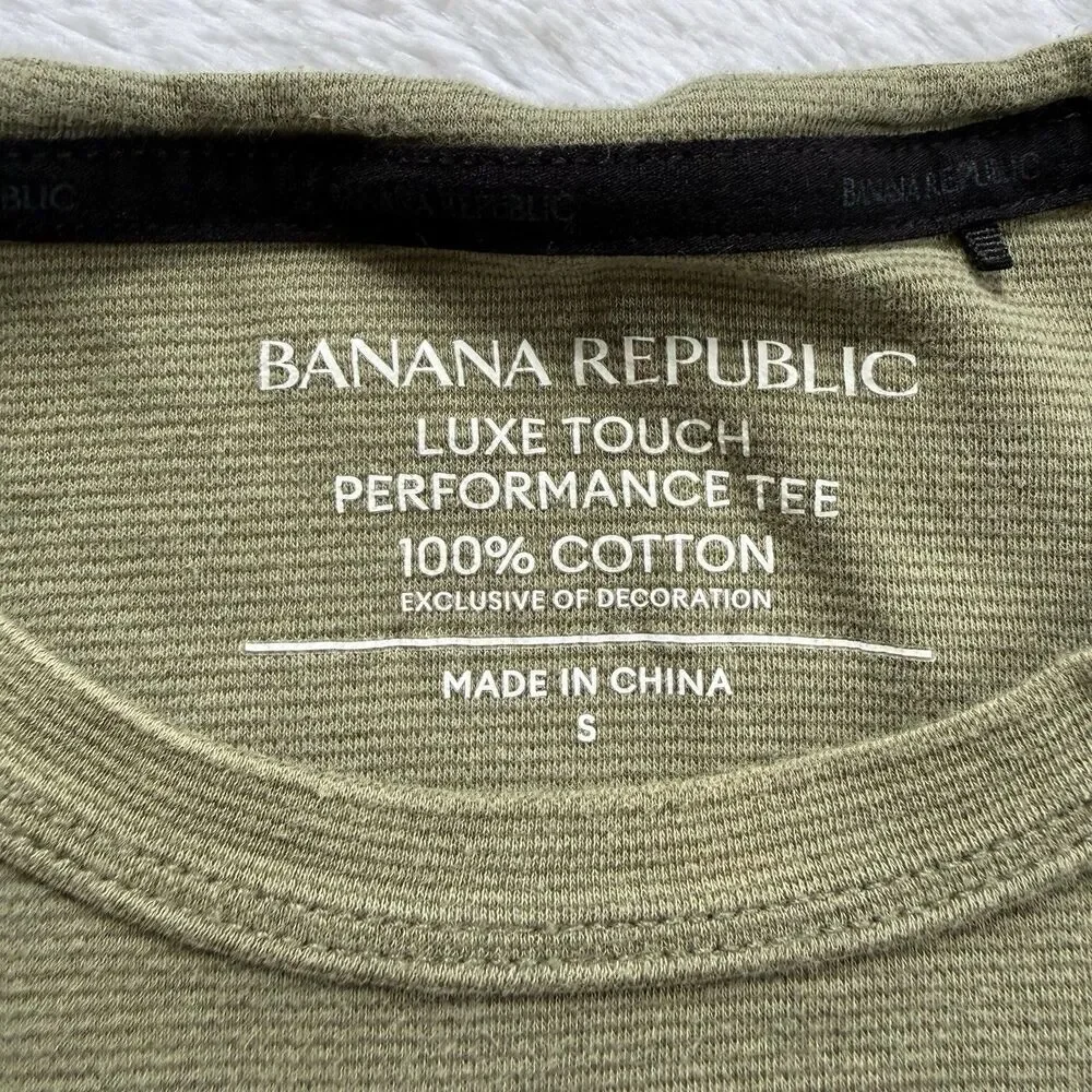Banana Republic Luxe Touch Performance T-Shirt Men Short Sleeve Lot Of 2 Size S